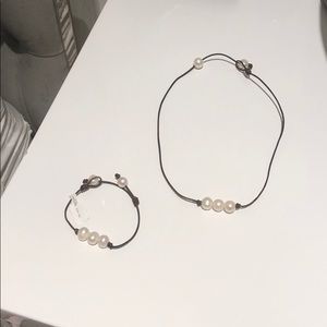 Pearl bracket/necklace set
